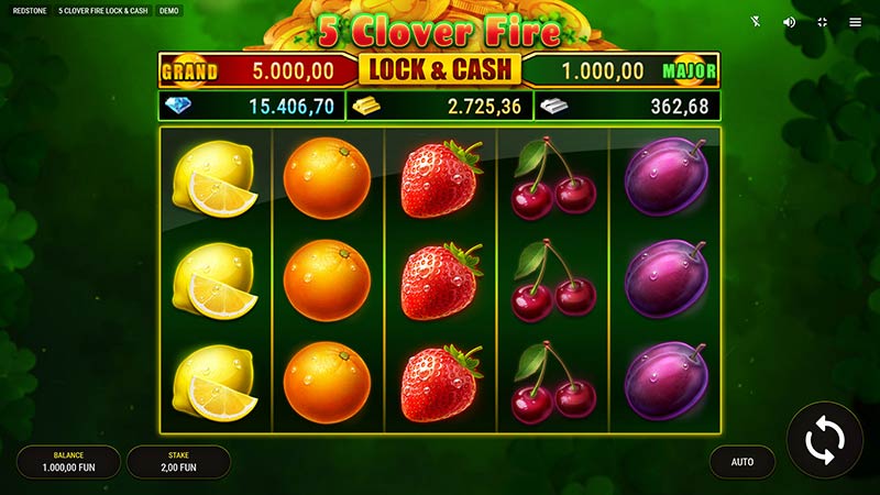 5 Clover Fire Lock and Cash 777 Slots Bay game